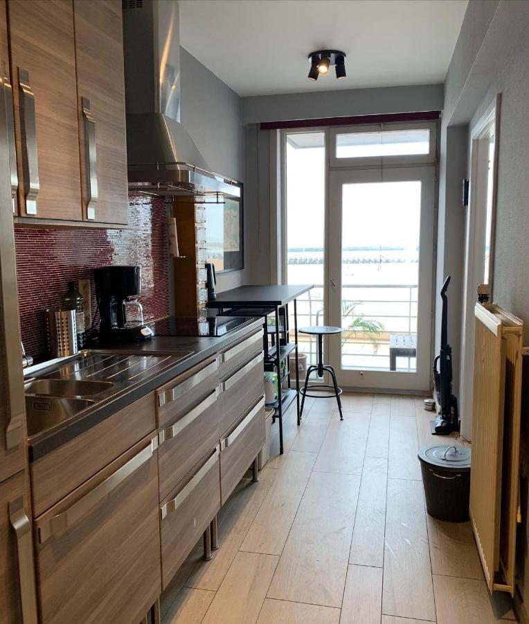 De Zeeheld Apartment Ostend Exterior photo